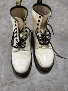 Dr. Martens 1460 8ホールブーツ ホワイト 定番モデル