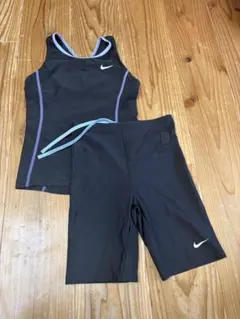 Nike 水着セット　黒/紫