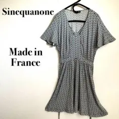 Sinequanone 総柄 Vネック 半袖 膝丈ワンピース フランス製のサムネイル