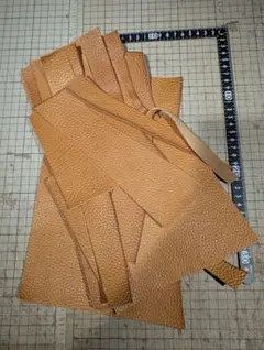 イタリアンレザー シュリンクレザー キャメル もりもりハギレセット