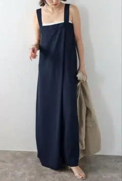 新品未使用　オールインワン　大人女子　ネイビー　Bonjoursagan