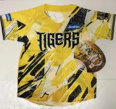 【非売品】阪神タイガースウル虎の夏2026オリジナルジャージ & 公式応援うちわのサムネイル