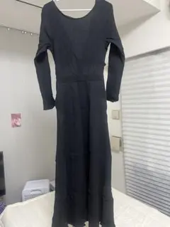 アングリッド　バックリボン　ブラックロングワンピース