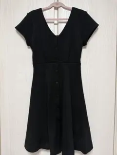 snidel ブラック 半袖 ミニワンピースのサムネイル