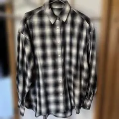 アソートチェックBIGシャツ　ブラックオンブレチェック　ストラップ・タグ無し中古