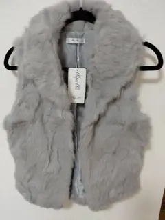 本日限定価格　早い者勝ちです　ラビット　ファー ベスト グレー