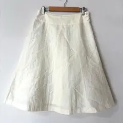 ニューヨーカー フレアスカート 花柄刺繍 S ホワイト　Aライン　膝丈のサムネイル