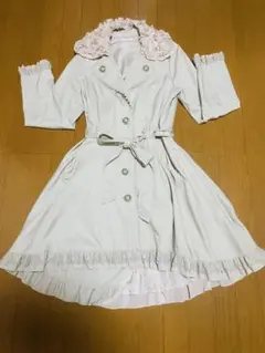 axes femme フラワー装飾トレンチコート