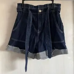 ZARA ダークデニム ハイウエストショートパンツ