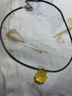 ハンドメイド レジン ネックレス 花 きいろ