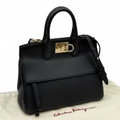 2025年最新】フェラガモ バッグ スタジオの人気アイテム - メルカリ