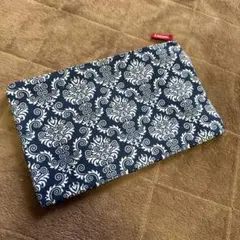 エミレーツ航空 アメニティポーチ