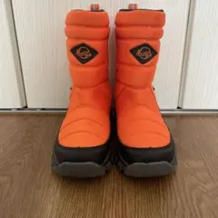 キッズ　22㎝　スノーブーツ 防水・防寒仕様