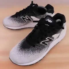 New Balance 580 黒白 スニーカー US9/27.0cm a388