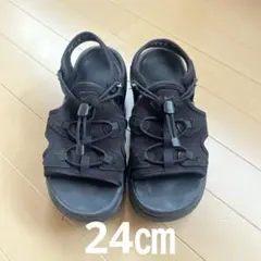 NIKE エアマックスココ　24㎝
