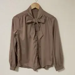 INGNI ボウタイブラウス　長袖　モカブラウン　リボン