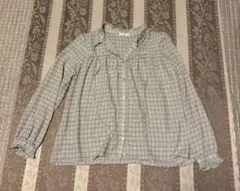 グレー系チェック フリル付き長袖シャツ