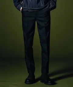 タグ付新品未使用　定価22000円　glamb Skinny Slacksのサムネイル