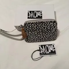 【新品未使用タグ付き】DIANE von FURSTENBERG 財布 カードのサムネイル