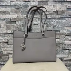 最終お値下げ！ MARC JACOBS グレー トートバッグ - メルカリ