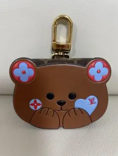 ルイヴィトン　イヤホンケース　バッグチャーム　キーホルダー　モノグラム　ベア