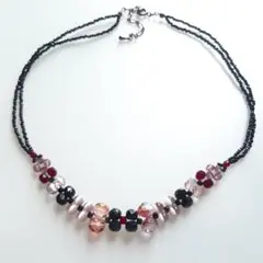 ネックレス　ビーズ　　紫　ワイン色　黒　ブラック　パープル　ドレスアップ　首飾り