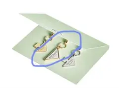 プラダ　ノベルティ　チャーム　1点のみ　PRADA