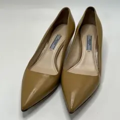 【PRADA】プラダ エナメル パテント パンプス ベージュ 37 1/2のサムネイル