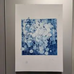 ○と□の青色抽象作品