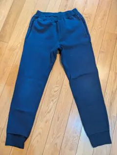 ユニクロ　ドライスウェットパンツ160