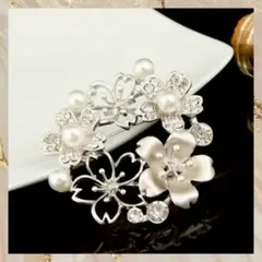 パール フラワーブローチ シルバー 花 桜 ビジュー フォーマル セレモニー