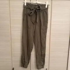 Abercrombie & Fitch カーキ パンツ XXSのサムネイル