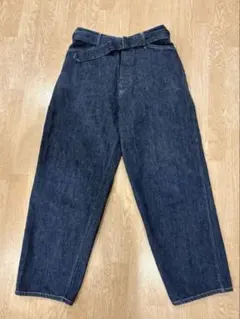 美品　COMOLI 20ss サイズ1 ベルテッドデニムのサムネイル