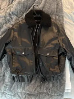 ZARA ボア襟付きブラックジャケット