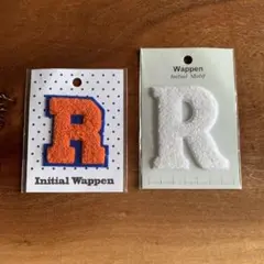 R ワッペン 立体刺繍 2種　白　オレンジ　アール