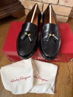 Salvatore Ferragamo ローファー　8 2/1EE 未使用