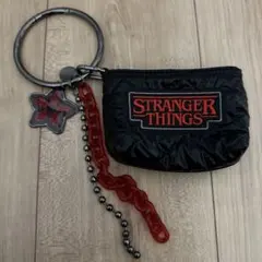 Stranger Things ジッパーポーチ - メルカリ