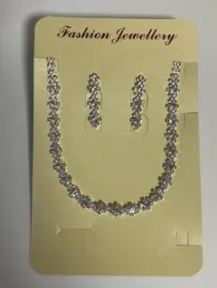 【未使用】ネックレス、ピアス セット