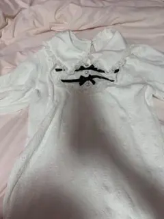 ノエミー シャツ