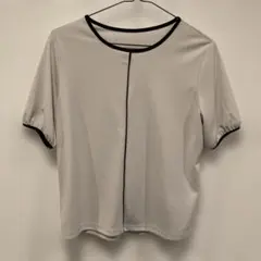 ベージュ 半袖 ブラウスのサムネイル