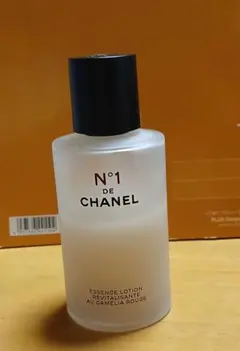 CHANEL N°1 ドゥ シャネル エッセンス ローションのサムネイル