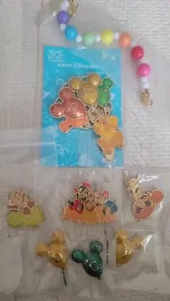ディズニー 30周年 キーホルダー プルート チップとデール バルーン