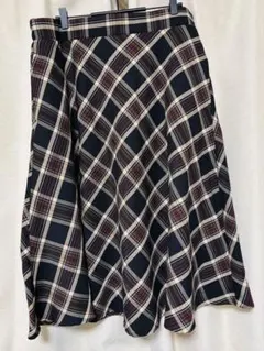 【新品未使用】ロングフレアスカート