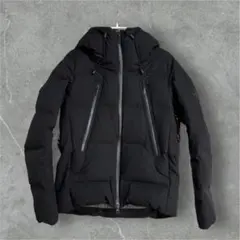 水沢ダウン　DESCENTE デサント オルテライン　マウンテニア　ダウンS