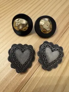 ハート型と丸型のピアスセット