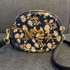 美品　ヌメロ　N°21 フラワー柄 ショルダーバッグのサムネイル