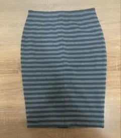 ◇未使用品　UNIQLO ペンシルスカート　Lサイズ　タグ付き
