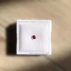 スピネル 0.125CT