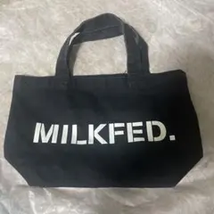 【値下げ中】MILKFED. ミニトートバック黒　お弁当箱バックのサムネイル