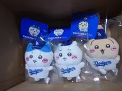 MLB　マスコット　ドジャースちいかわハチワレうさぎ　3点セット新品